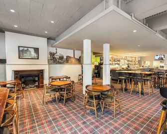 College Lawn Hotel - Hostel - Melbourne