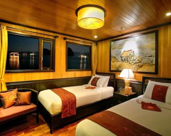 Indochina Sails Ha Long Bay - Ha Long