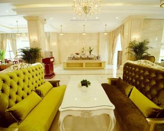 Vienna Hotel Shanghai Jiading Metro - Shanghai - Lobby