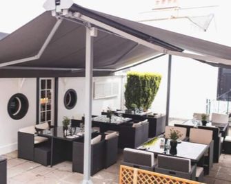 Old Court House Inn - Saint Aubin - Restaurant