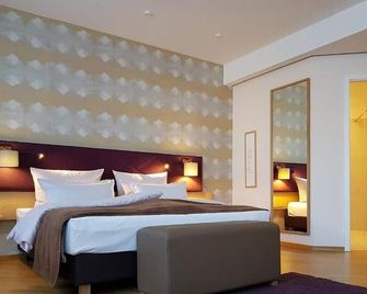 Restaurant & Hotel Einhorn - Oppenweiler - Slaapkamer