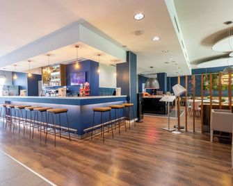 Travelodge Málaga Airport - Málaga - Bar