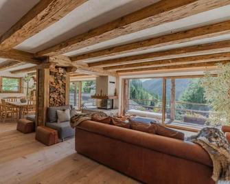 Edelweiss - Dolomiti Luxury Chalet - Livinallongo del Col di Lana - Huiskamer