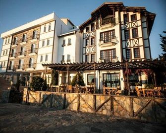 Zinos Hotel - Sinop - Building