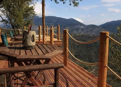 Almondhouse Suites With Fireplace - Adults Only - Arachova - Balcony