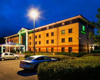 Holiday Inn Warrington By IHG - Warrington - Rakennus