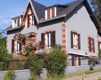 'Strauss', apartment for 6 people in the Morvan - Saint-Honoré-les-Bains - Edificio