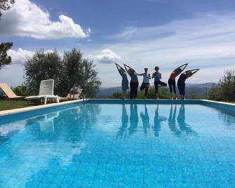 Detached house with park and pool overlooking the Tuscan-Emilian Apennines - Sasso Marconi - Piscina