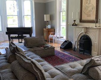 Kincardine House - Kincardine - Living room