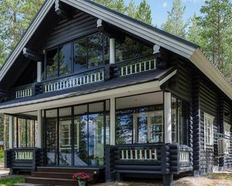 Holiday Home Hatun huilaus by Interhome - Kaenkoski - Edificio