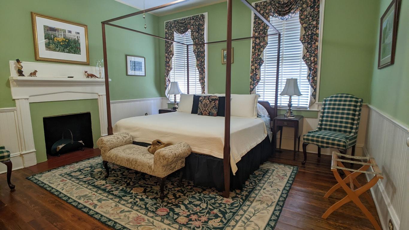 Benjamin Ellis House Bed & Breakfast