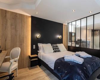 Le Bailliage Hôtel & Spa - Salers - Bedroom