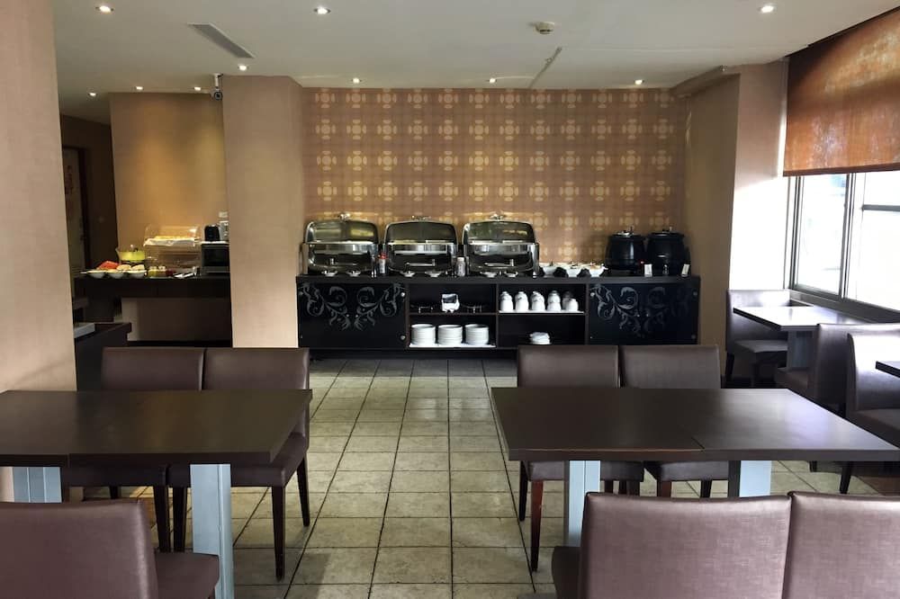 The Riverside Hotel & Motel