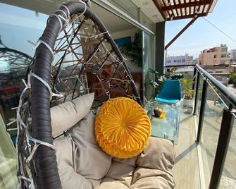 Nice 2 bedroom apartment with WiFi in Huanchaco. - Trujillo - Balcony