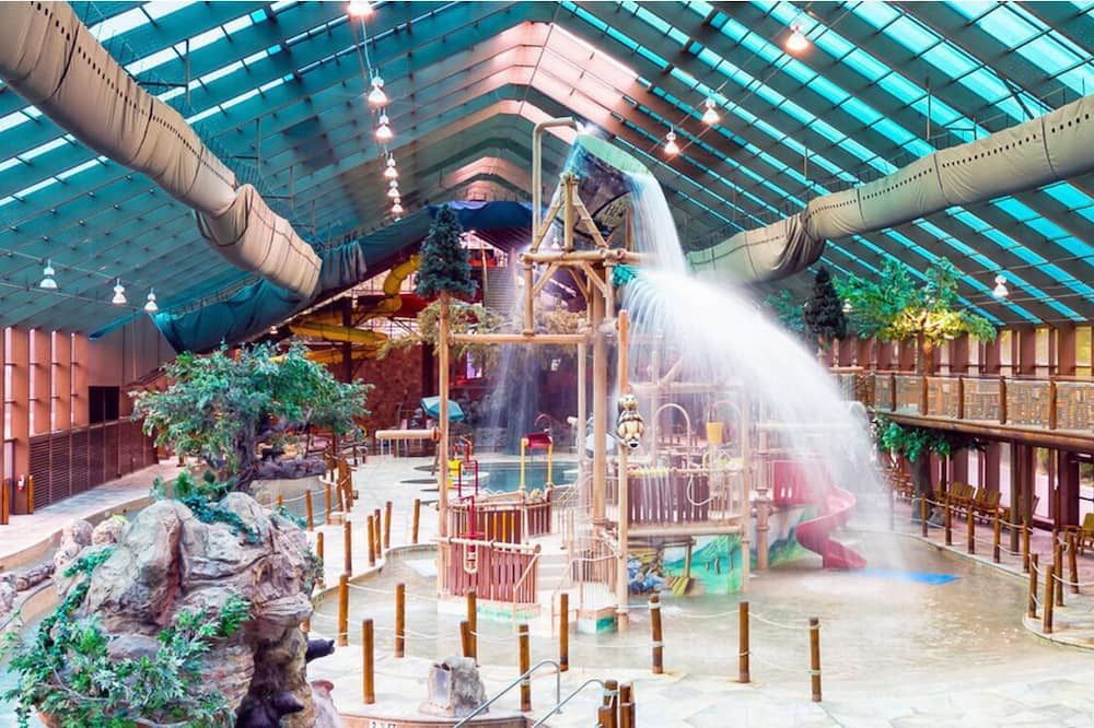 2BR Westgate Resort Sleeps 10 - Smoky Mtn Condo with Free Water Park - Gatlinburg