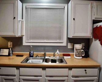 Great location duplex - Stevens Point - Cocina