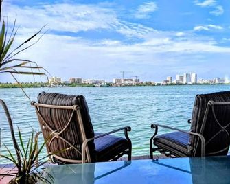 Sina Suites - Cancún