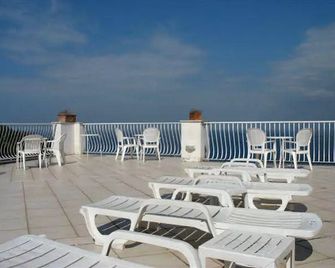 Hotel Desiree - Sorrento - Balcón