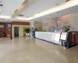 Harmony Business Hotel - Shenzhen - Front desk