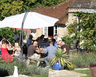 The Merry Harriers - Godalming