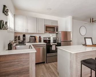 New Montrose Gem! Central To Museum District & Downtown Houston - Houston - Cozinha