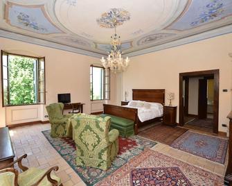 Rooms in 19th century villa in Valpolicella - San Pietro in Cariano - Schlafzimmer