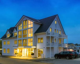 Hotel Meerzeit - Scharbeutz - Building