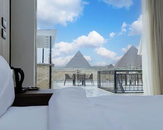 Point Pyramids View - El Cairo