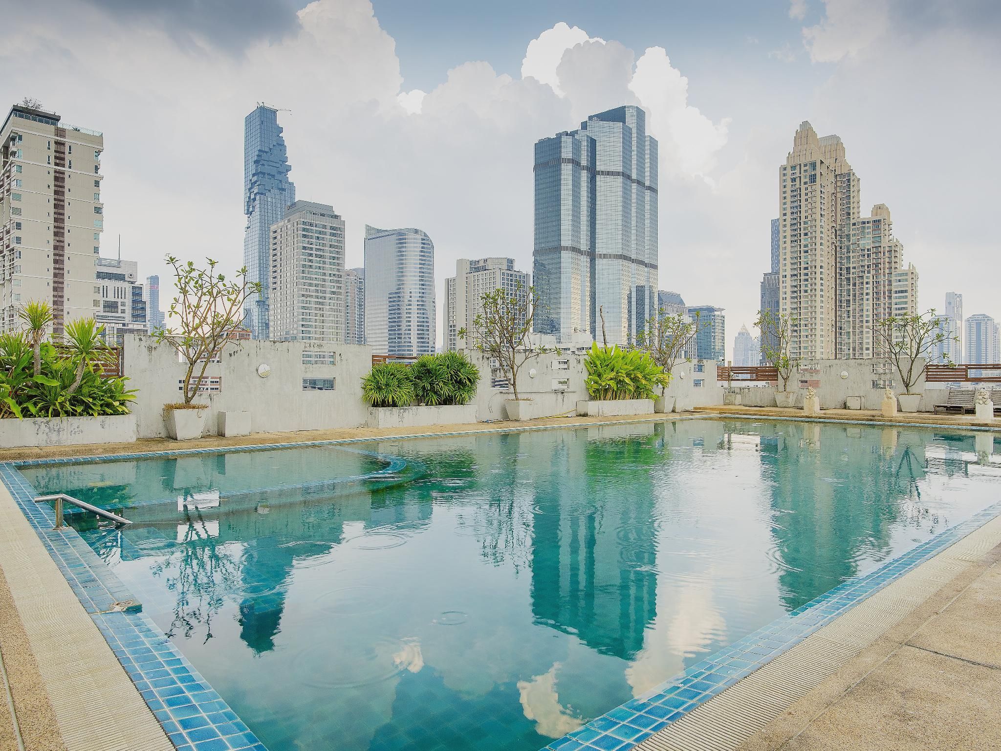 ساتورن جريس سيرفيست ريزيدانس