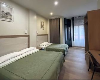 Hotel 26 - Milano - Makuuhuone