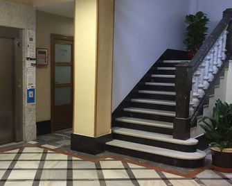 Hotel Central - Lanjarón - Escaleras