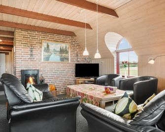 Holiday Home Fladsbjergvej Iii - Klegod - Living room