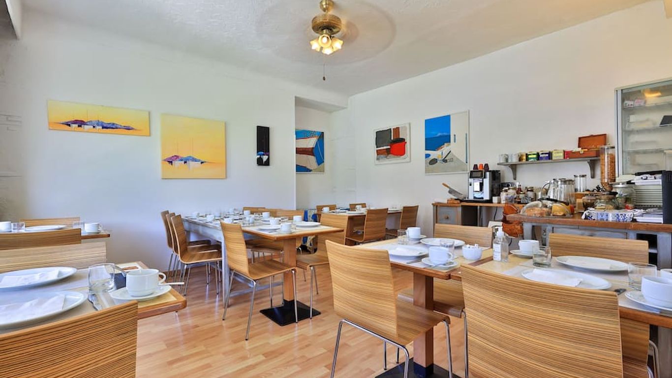 Hotel Cayrons Vence & St Paul de Vence