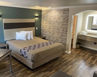 Walnut Inn & Suites West Covina - West Covina - Ložnice