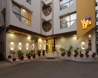 Hotel Volga - Ahmedabad - Building