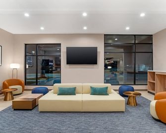 Cambria Hotel Euless - Dfw Airport South - Euless - Salónek