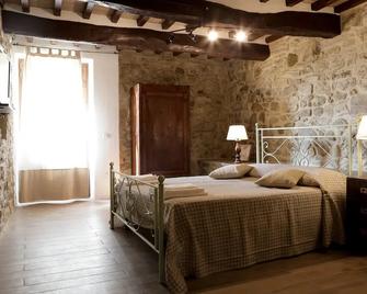 Agriturismo Podere Acqualoreto - Todi - Camera da letto