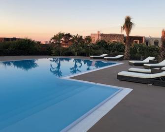 I Dammusini Di Pantelleria - Pantelleria - Piscina