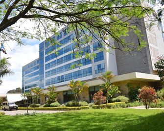 Mount Meru Hotel - Arusha - Gebouw