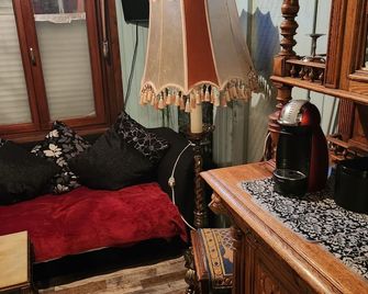 2 floors 3 bedrooms near Central Station - Antuérpia