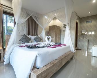 Adi Bisma Inn - Ubud - Bedroom