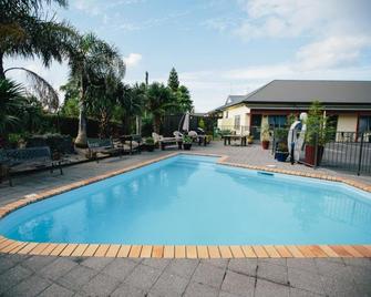 Asure Kaimai View Motel - Katikati - Pool