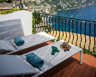 Hotel Le Agavi - Positano - Bedroom