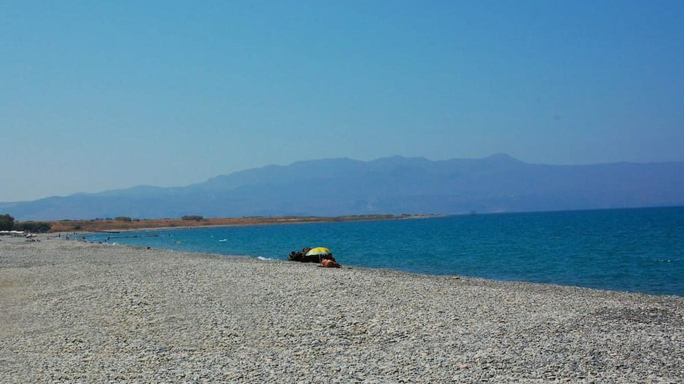 Mythos Beach Hotel