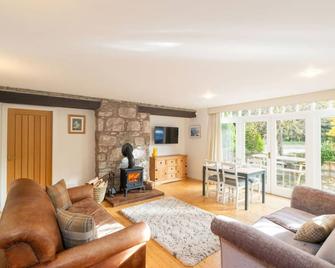 The Stables Cottage, Aboyne, Peaceful Stay in Royal Deeside - Aboyne - Wohnzimmer