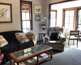 Rydal Cottage (Min 2 night stay) - Lithgow - Living room