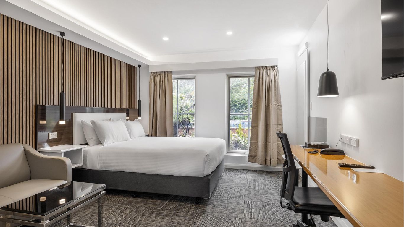 Best Western Plus Buckingham International