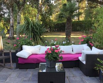 The Arlequin Room - Park View - Breuil-Barret - Patio
