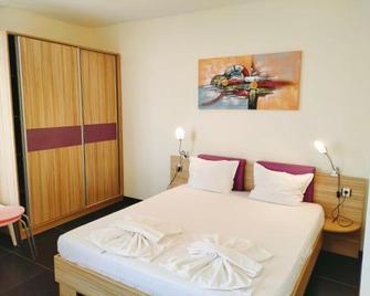 Mars Apartments in Complex Shipka - Sveti Vlas - Bedroom