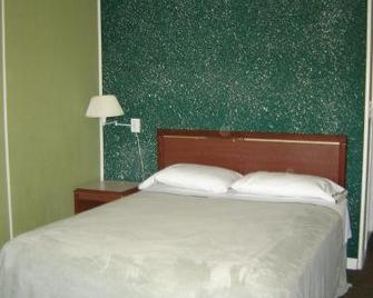 Bali Hai Motel - Yakima - Bedroom